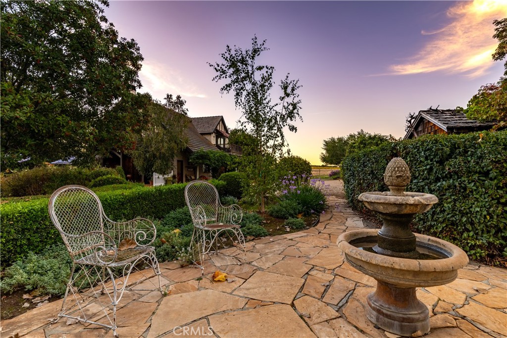 5415 Fairhills, Paso Robles, CA 93446