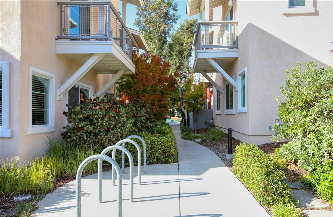 864 Lawrence, San Luis Obispo, CA 93401