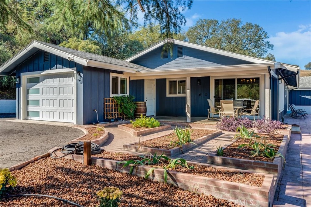 3725 Plymouth Hills Rd, Paso Robles, CA 93446