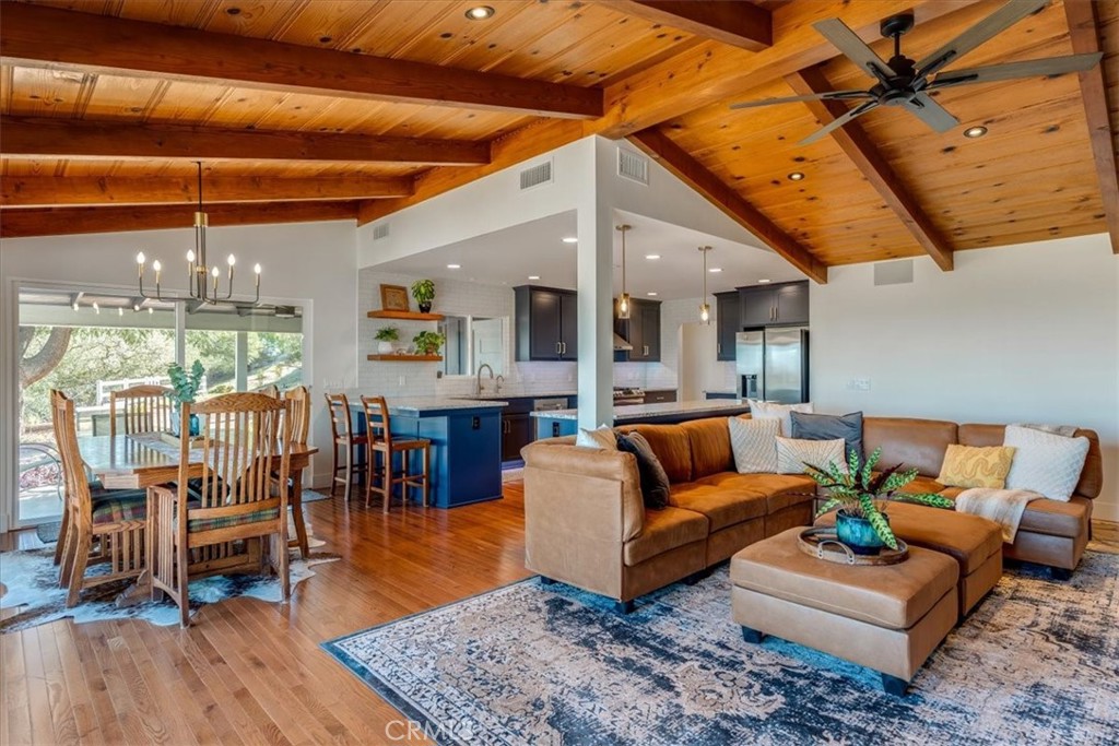 3725 Plymouth Hills Rd, Paso Robles, CA 93446