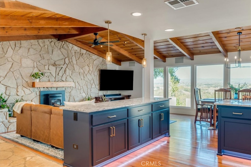 3725 Plymouth Hills Rd, Paso Robles, CA 93446