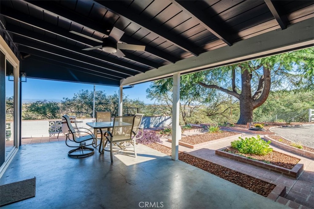 3725 Plymouth Hills Rd, Paso Robles, CA 93446