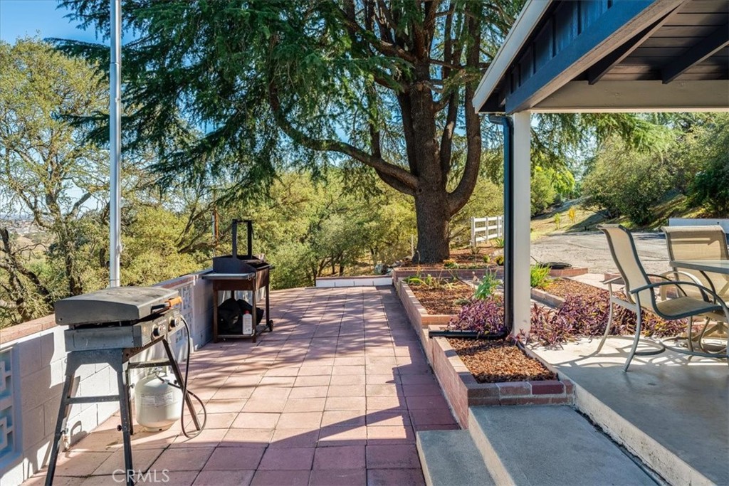 3725 Plymouth Hills Rd, Paso Robles, CA 93446