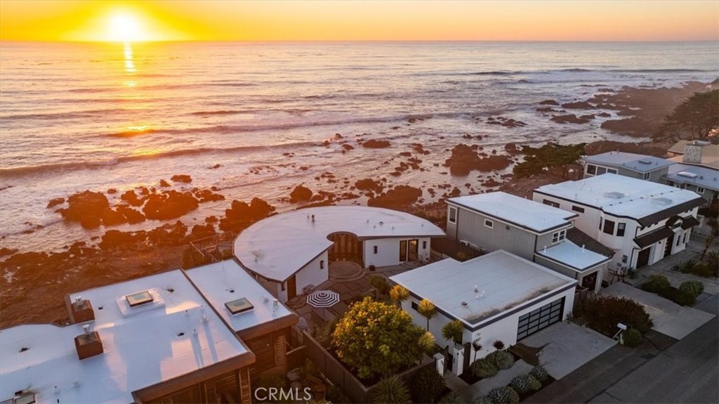 2107 Sherwood Dr, Cambria, CA 93428