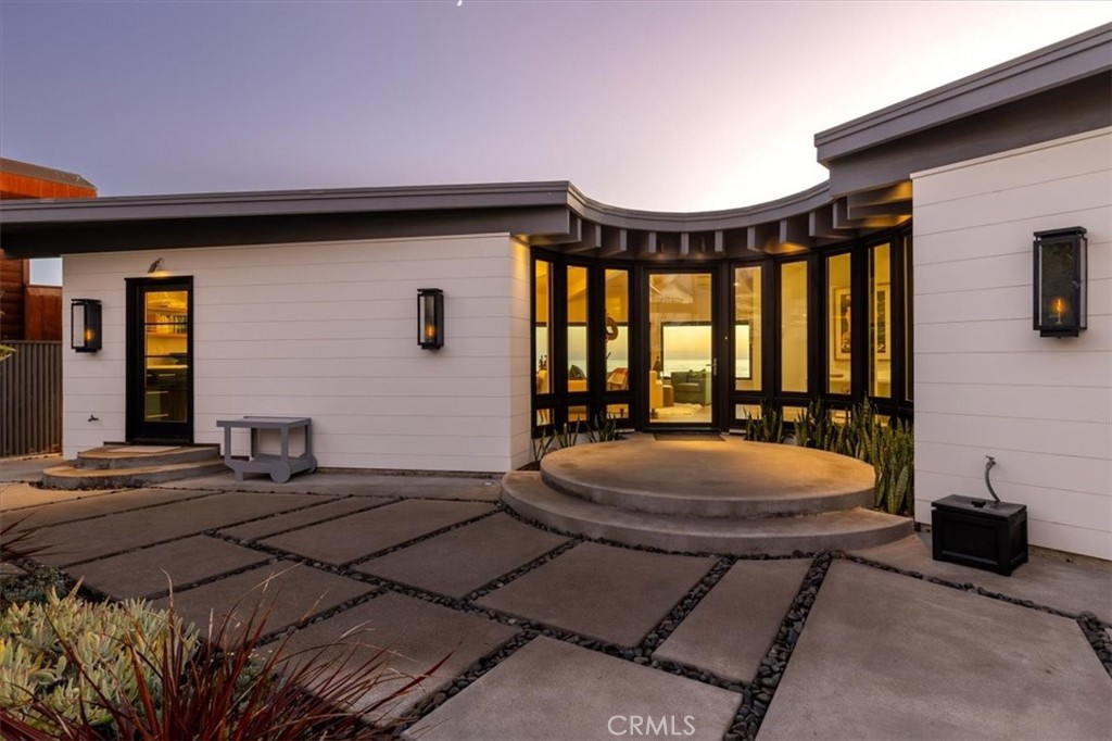 2107 Sherwood Dr, Cambria, CA 93428