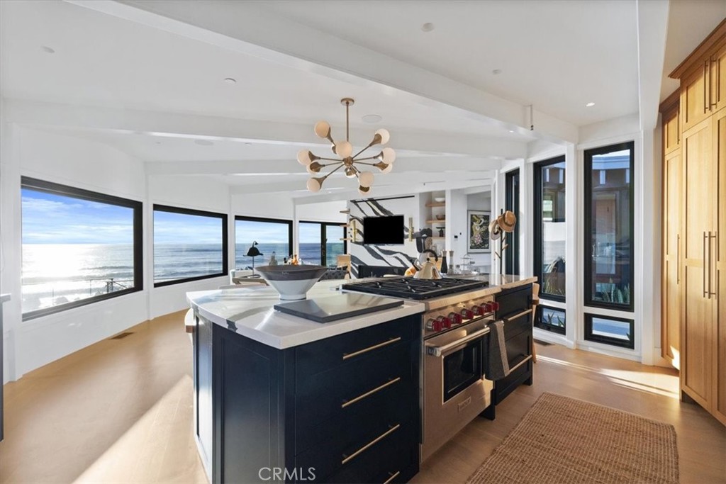 2107 Sherwood Dr, Cambria, CA 93428