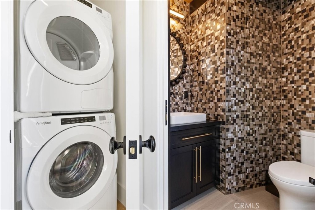 2107 Sherwood Dr, Cambria, CA 93428