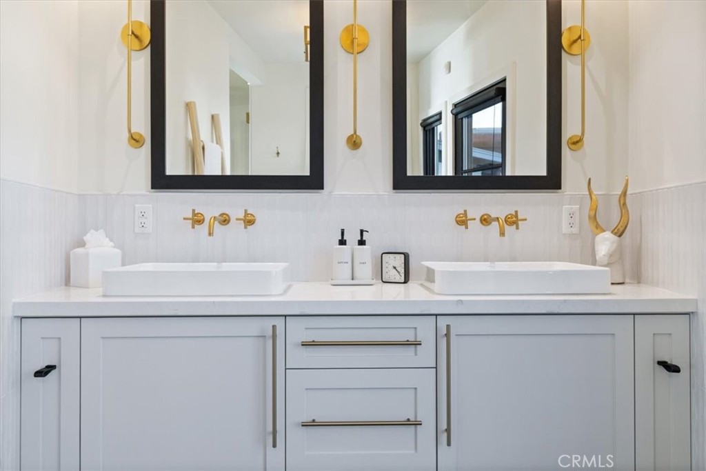 2107 Sherwood Dr, Cambria, CA 93428