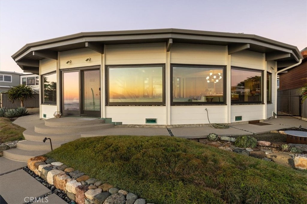 2107 Sherwood Dr, Cambria, CA 93428