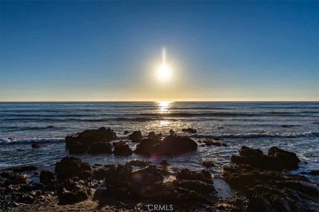2107 Sherwood Dr, Cambria, CA 93428