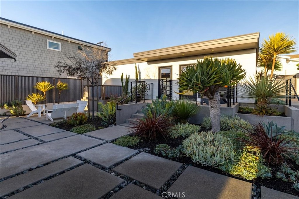 2107 Sherwood Dr, Cambria, CA 93428