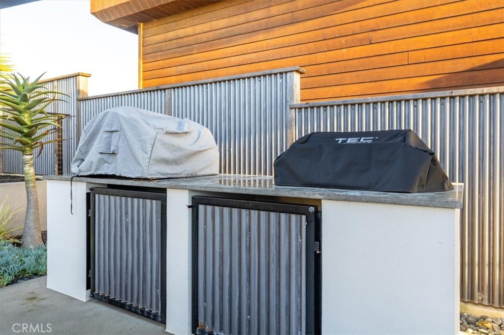 2107 Sherwood Dr, Cambria, CA 93428