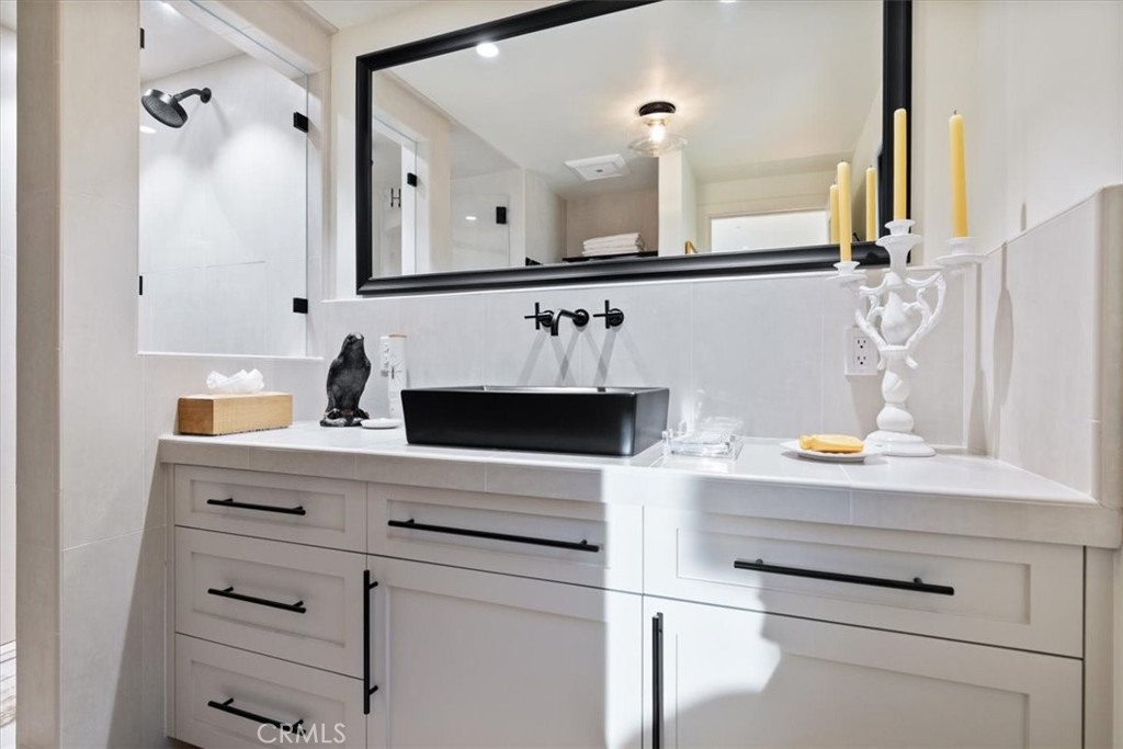 2107 Sherwood Dr, Cambria, CA 93428