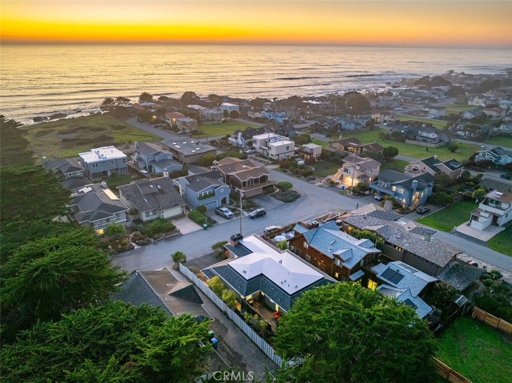 1850 Laurel, Cambria, CA 93428