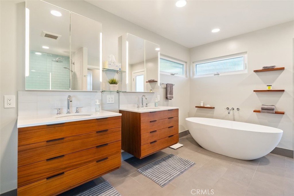 1850 Laurel, Cambria, CA 93428