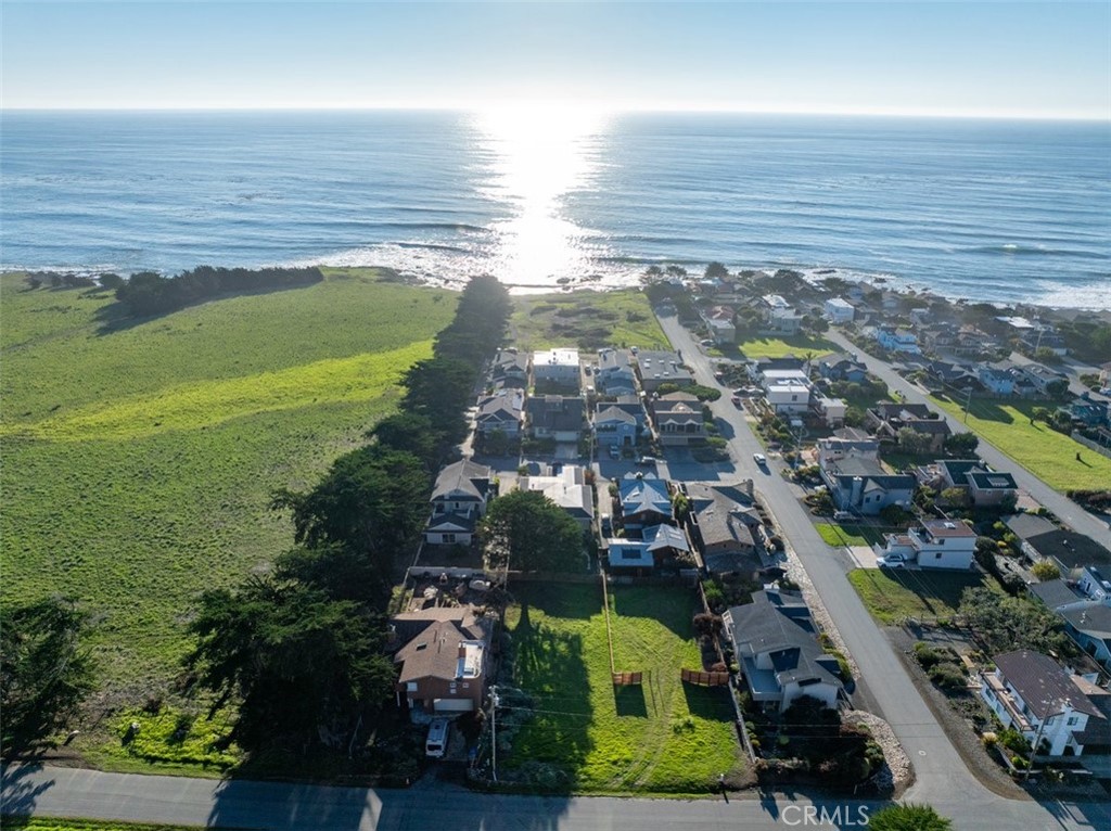 1850 Laurel, Cambria, CA 93428