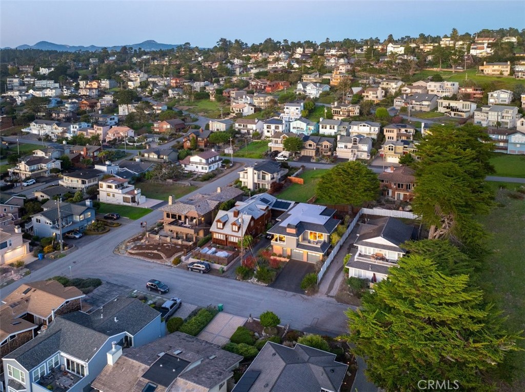 1850 Laurel, Cambria, CA 93428