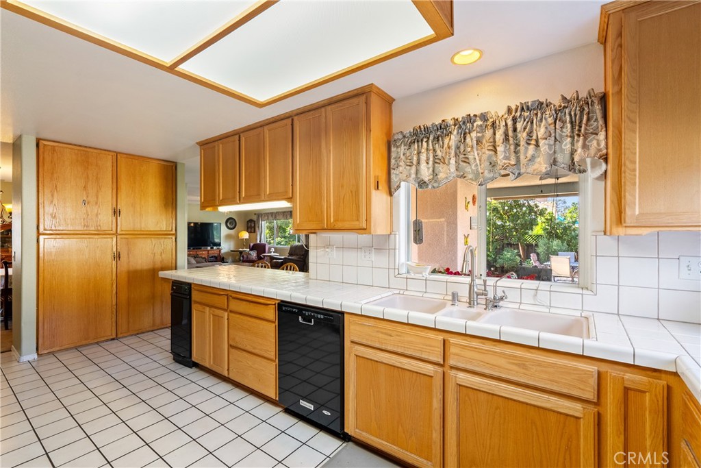 2483 Starling Ct, Paso Robles, CA 93446