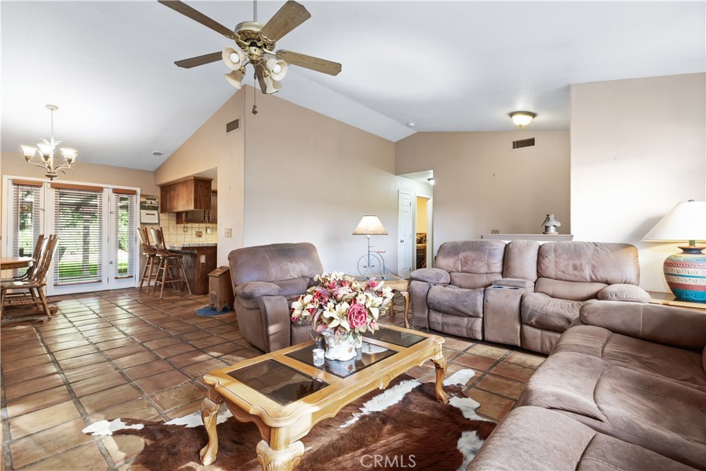 5755 Loma Linda Drive, Paso Robles, CA 93446