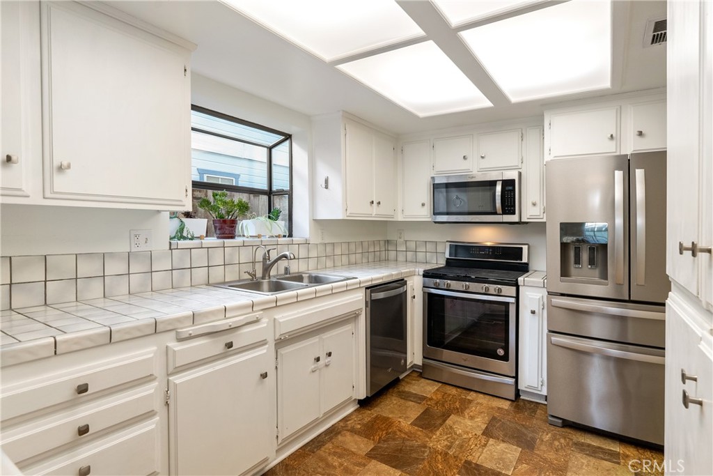 8375 Amapoa, Atascadero, CA 93422