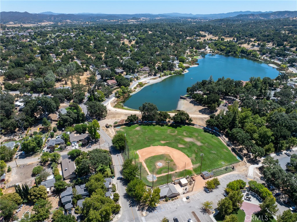 8375 Amapoa, Atascadero, CA 93422