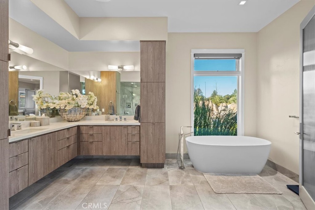 9235 N Forty, Atascadero, CA 93422