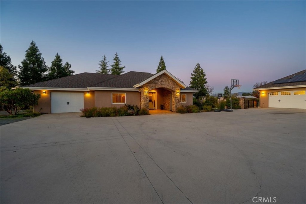 9235 N Forty, Atascadero, CA 93422