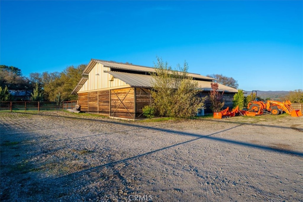 9235 N Forty, Atascadero, CA 93422