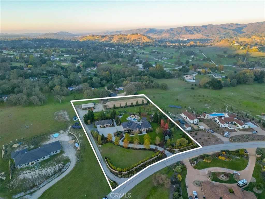 9235 N Forty, Atascadero, CA 93422