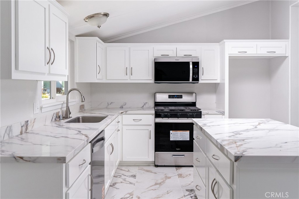 4 Dove Ct, Paso Robles, CA 93446