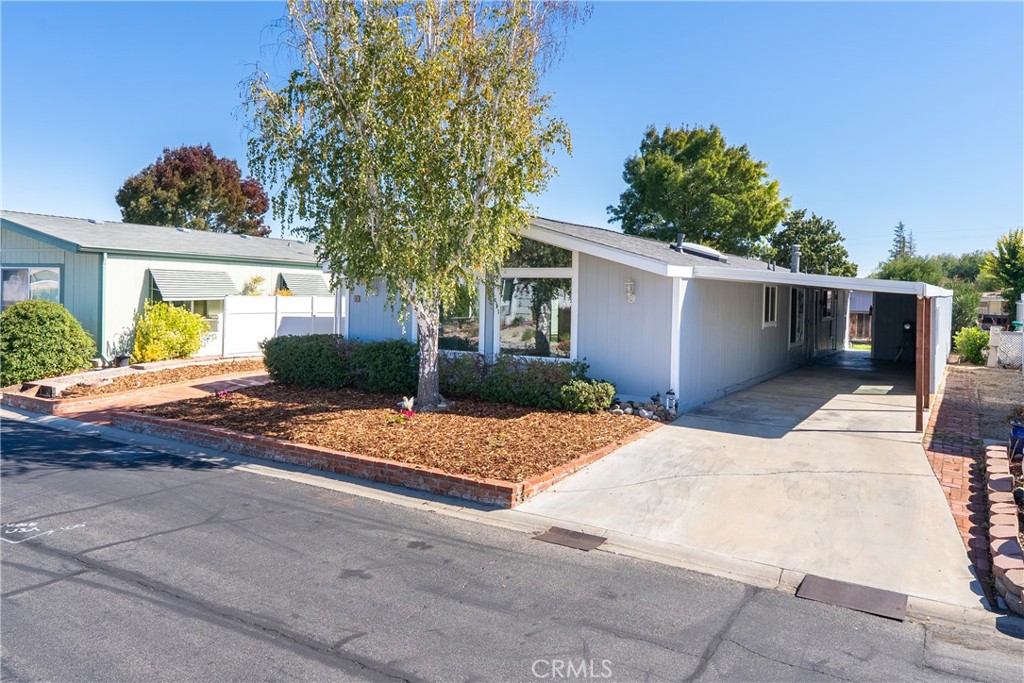 4 Dove Ct, Paso Robles, CA 93446