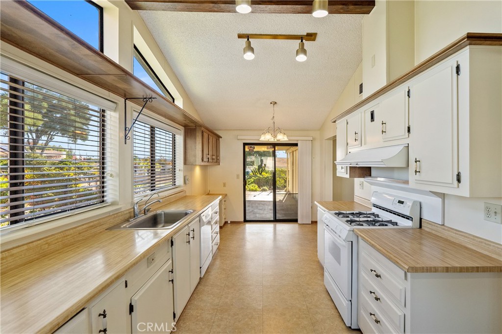 340 Nightingale, Paso Robles, CA 93446