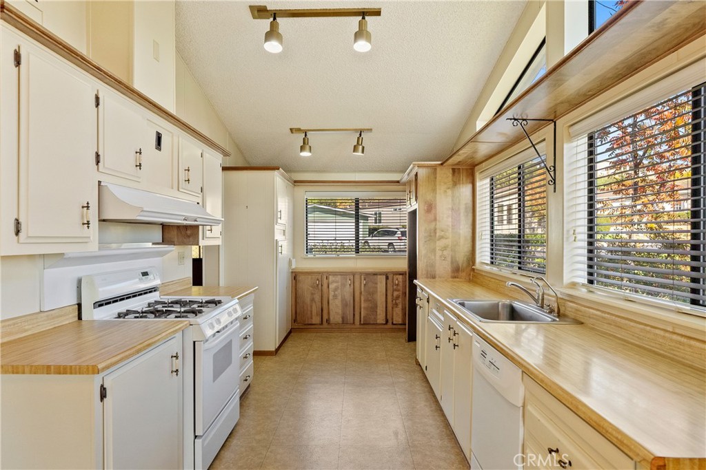 340 Nightingale, Paso Robles, CA 93446