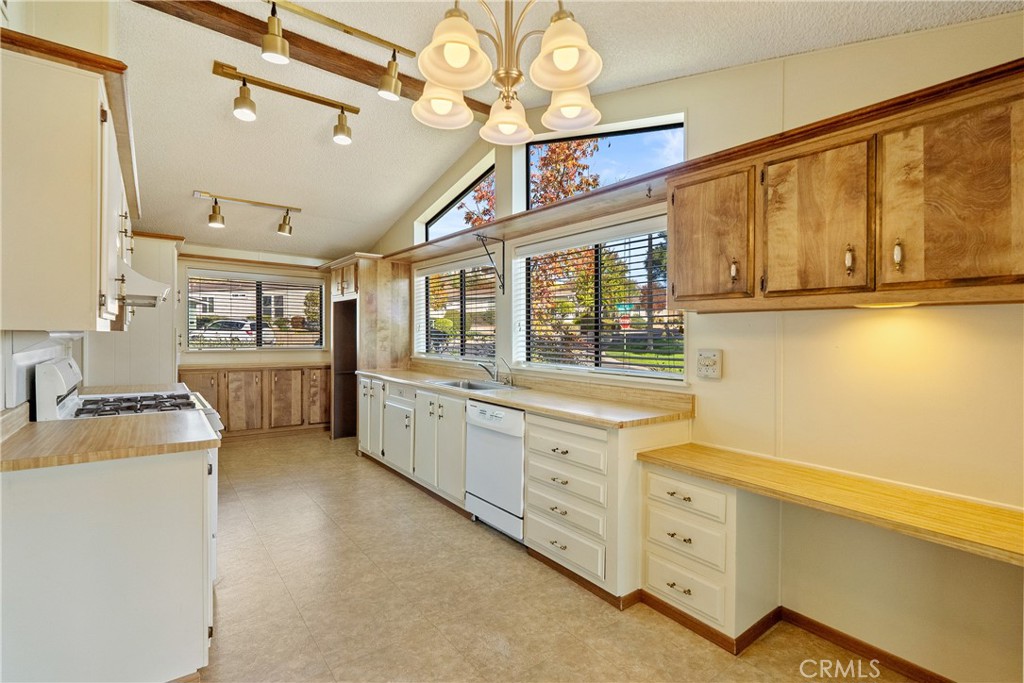 340 Nightingale, Paso Robles, CA 93446