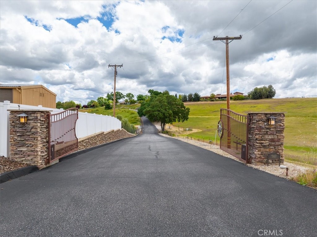 2230 Del Sol Pl, Paso Robles, CA 93446