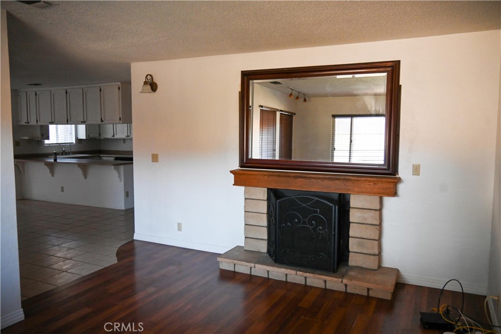 309 & 311 15th St, Paso Robles, CA 93446