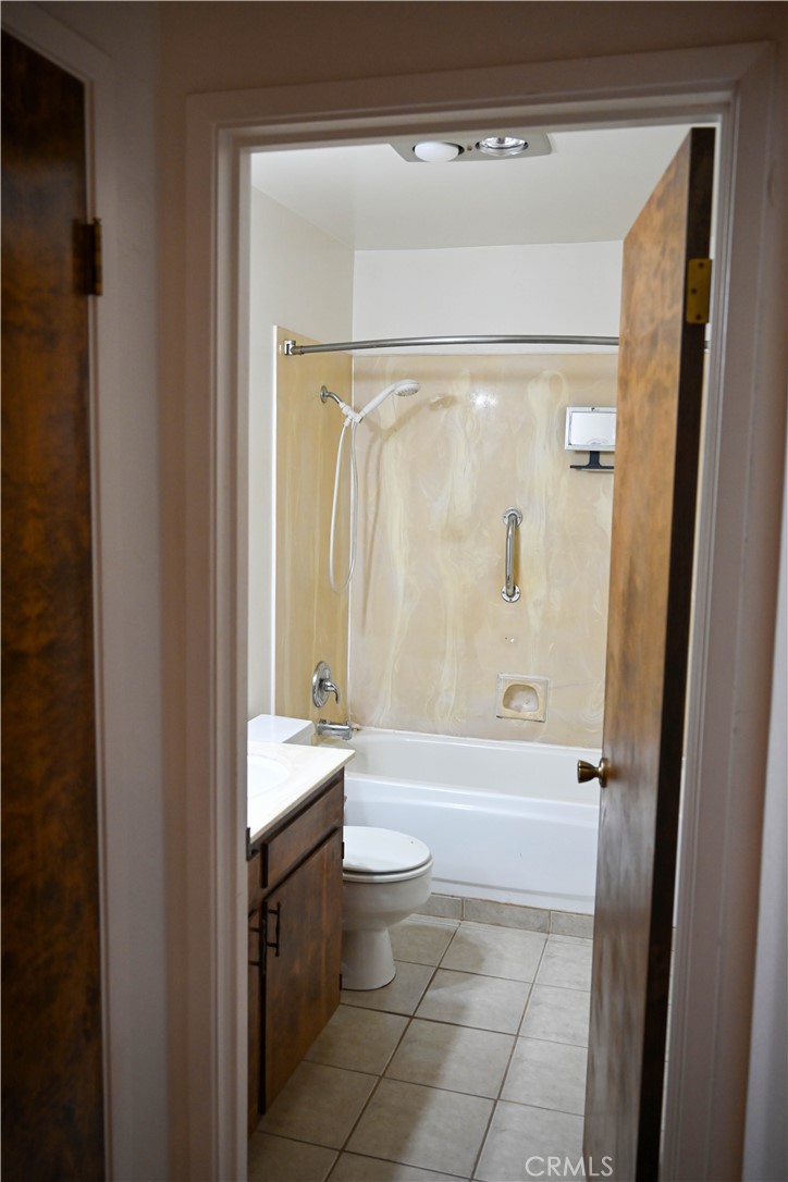 309 & 311 15th St, Paso Robles, CA 93446