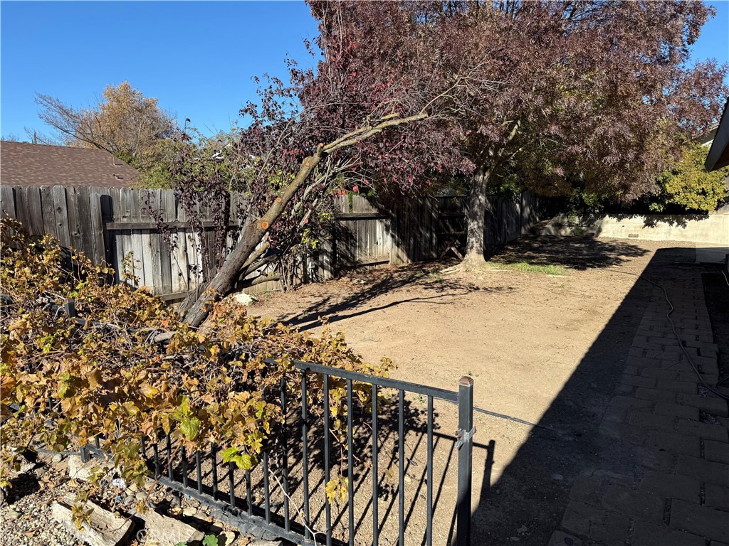 419 Cherokee Ct, Paso Robles, CA 93446