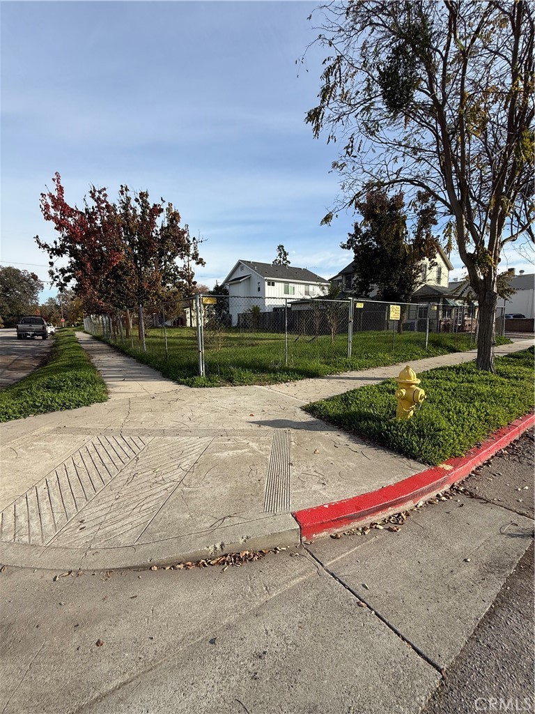 1446 Park, Paso Robles, CA 93446