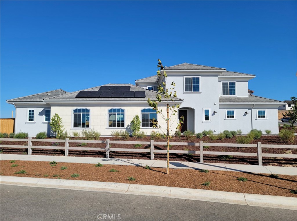 701 Manor Ln, Paso Robles, CA 93446