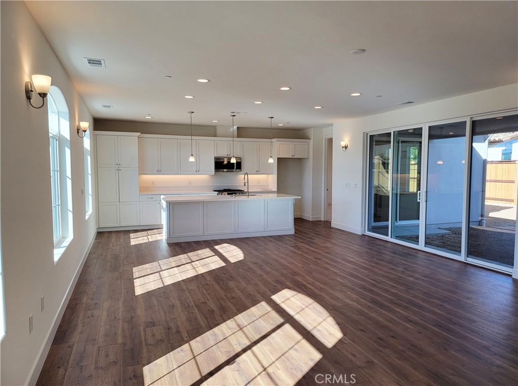 701 Manor Ln, Paso Robles, CA 93446