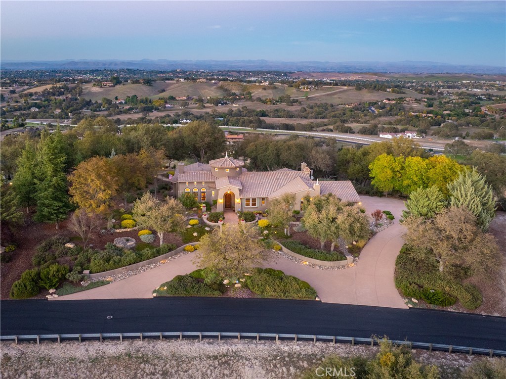 2438 Battering Rock, Templeton, CA 93465