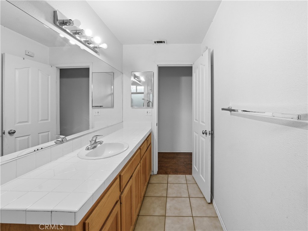 715 Shannon Hill, Paso Robles, CA 93446