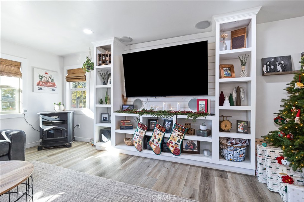 4680 Whispering Oak, Paso Robles, CA 93446