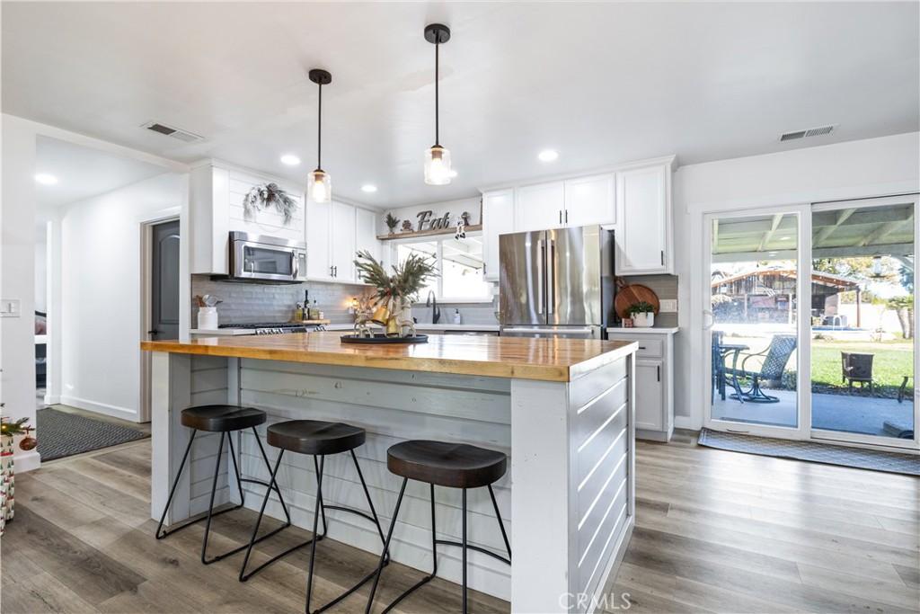 4680 Whispering Oak, Paso Robles, CA 93446