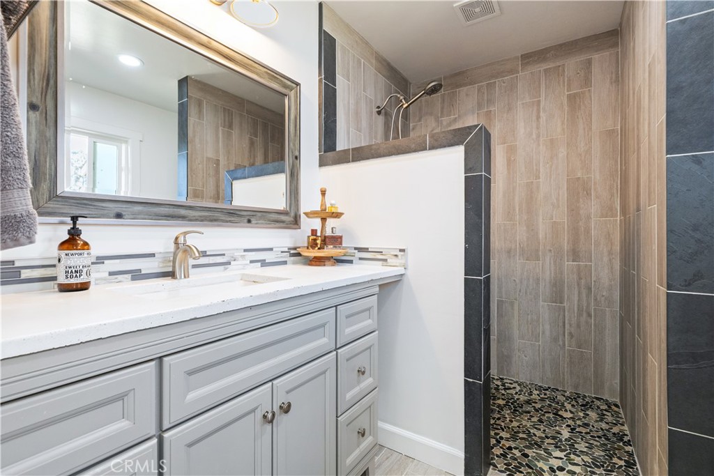 4680 Whispering Oak, Paso Robles, CA 93446