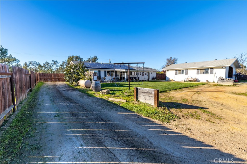 4680 Whispering Oak, Paso Robles, CA 93446