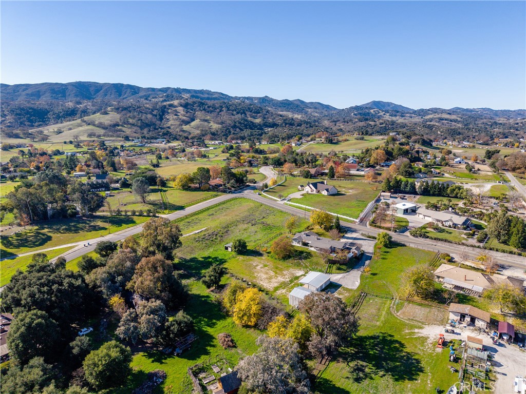 9220 Carmel, Atascadero, CA 93422