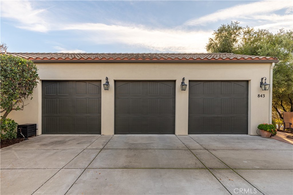 843 Hacienda Cir, Paso Robles, CA 93446