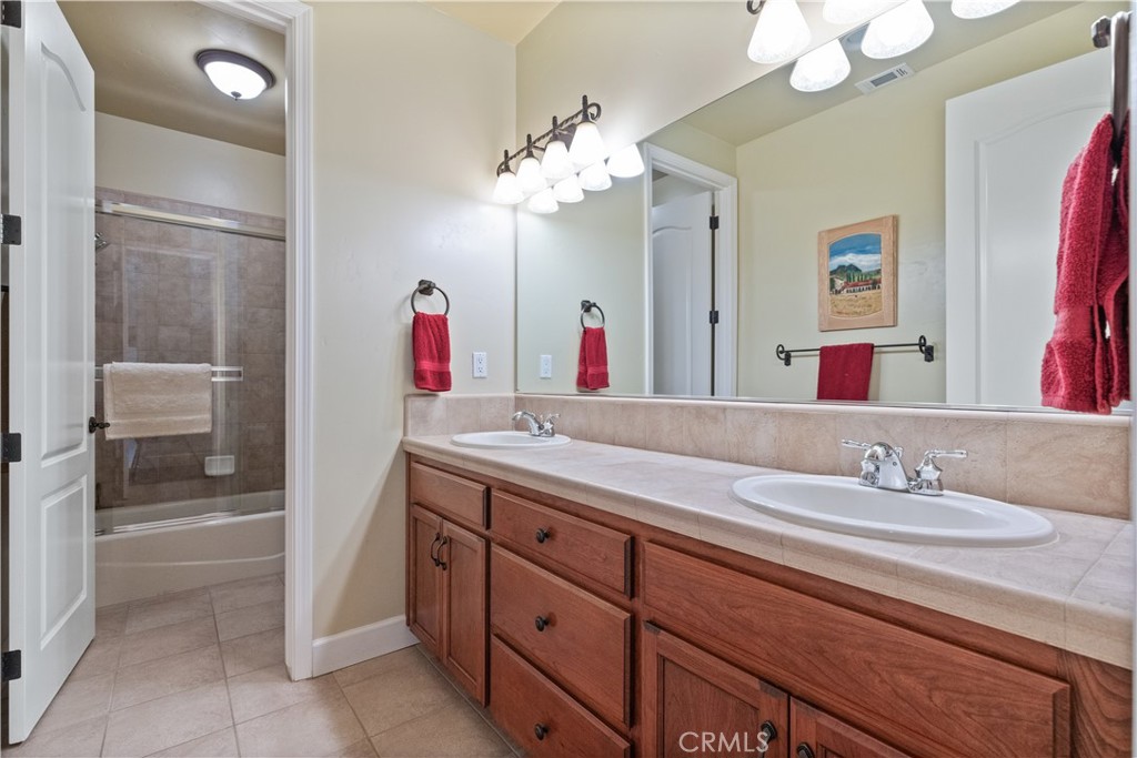 843 Hacienda Cir, Paso Robles, CA 93446